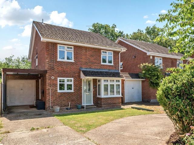House for rent in Woking, Surrey
