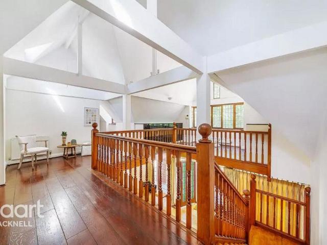 House for rent in Sunninghill and Ascot