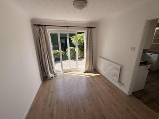House for rent in Calderstones