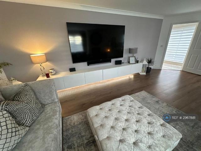 House for rent in Carluke, Scotland