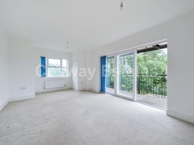 House for rent in West Finchley, Greater London