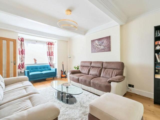 House for rent in Harrow Weald, Greater London