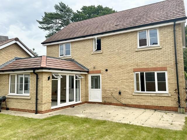 House for rent in Marehill, Horsham