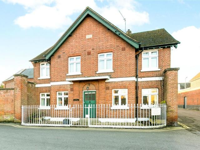 House for rent in Sunninghill and Ascot, Ascot