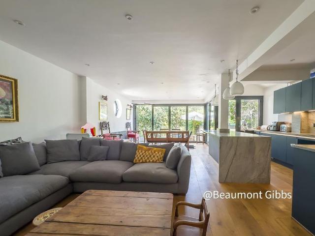 House for rent in Plumstead, Greater London