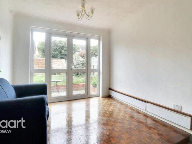 House for rent in Cliffe Woods