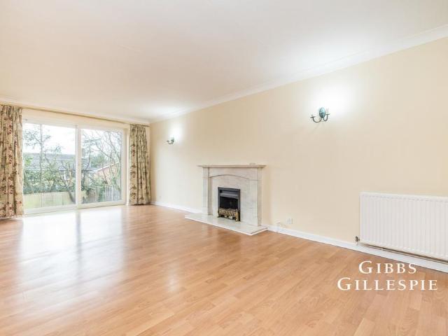 House for rent in Northwood, Greater London