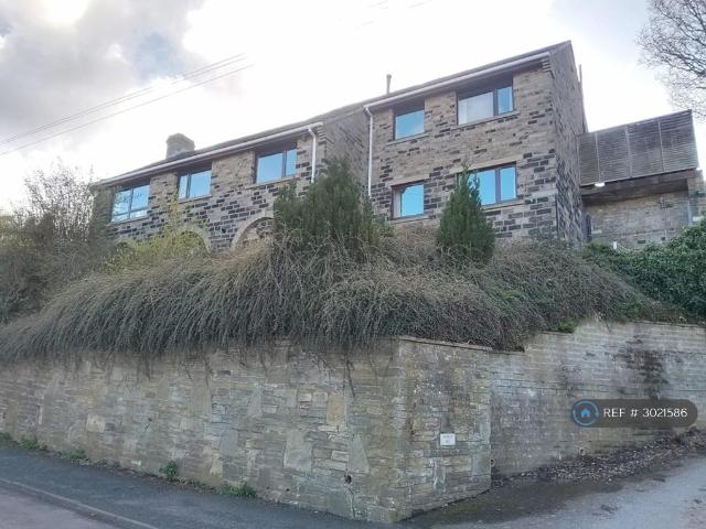 House for rent in New Mill, West Yorkshire