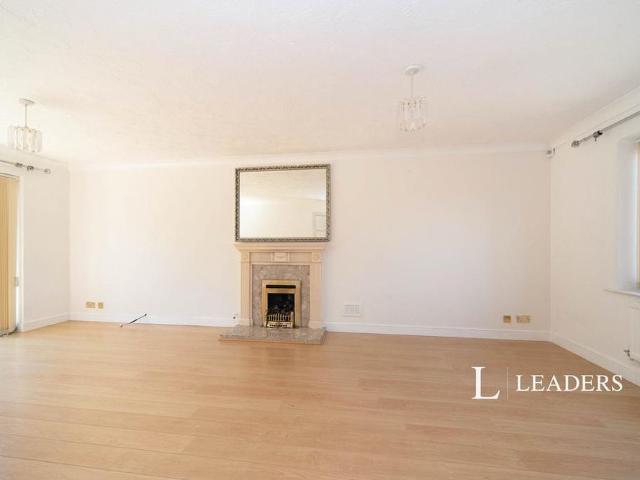 House for rent in Bromham, Bedford