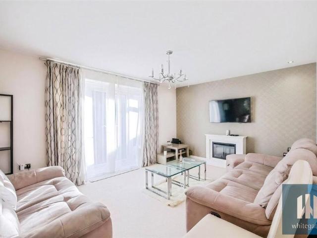 House for rent in Lindley, West Yorkshire