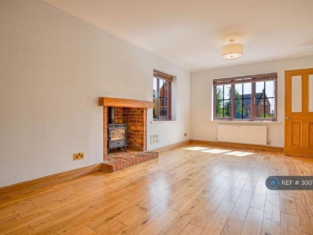 House for rent in Shenley Brook End, Milton Keynes