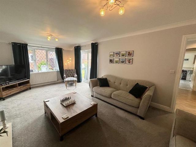 House for rent in Shirley, West Midlands