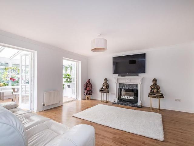 House for rent in Hampton Hill, Greater London