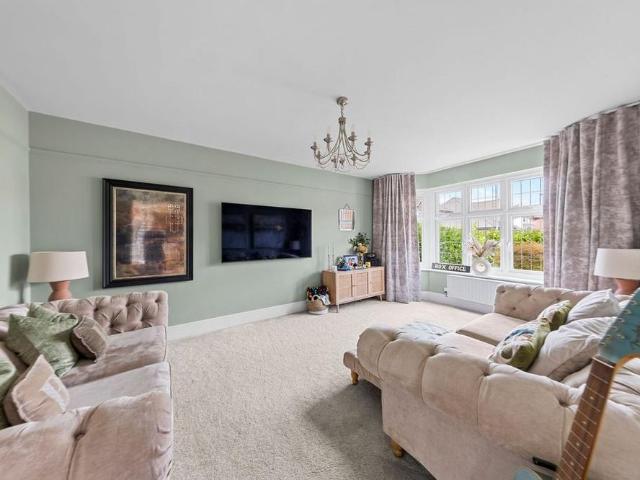 House for rent in Greystone Heath, Warrington