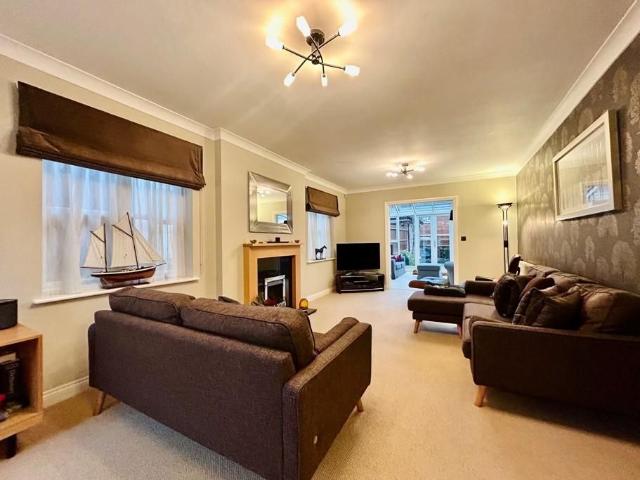 House for rent in Shenley Church End, Milton Keynes