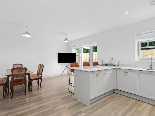 House for rent in Woodcote, Epsom