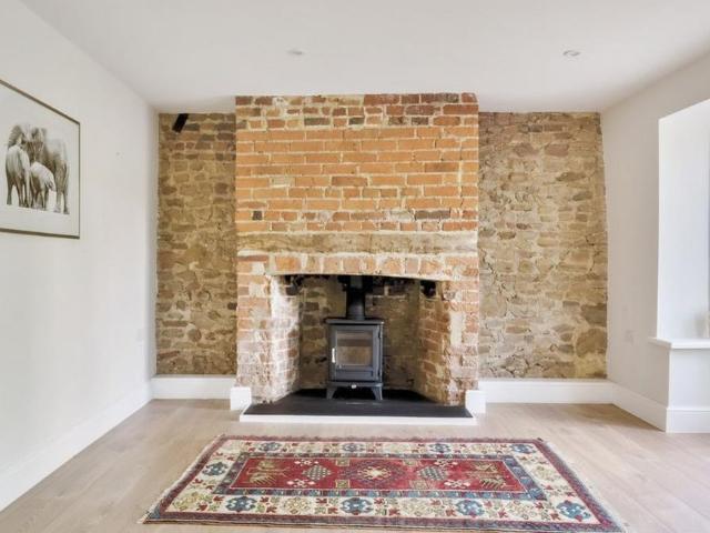 House for rent in Wrecclesham, Fole