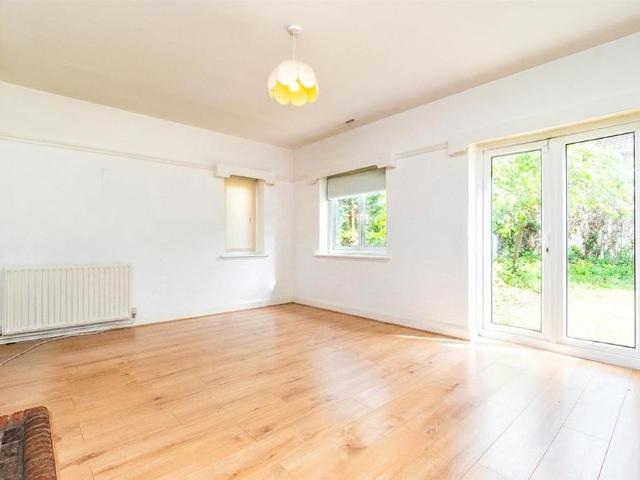 House for rent in Carshalton Beeches, Greater London