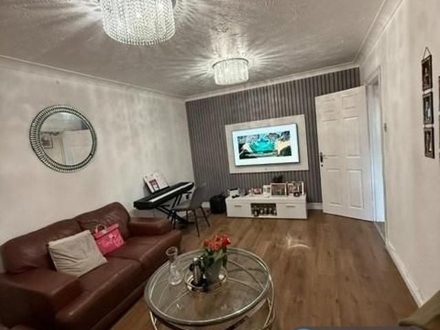 House for rent in Wootton, Northamptonshire