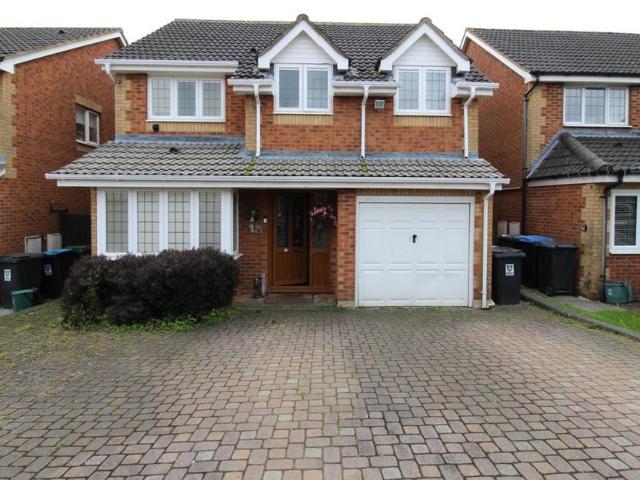 House for rent in Pouchen End, Hertfordshire