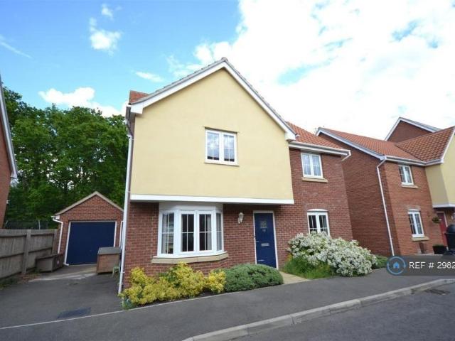 House for rent in Lakenham, East Bank