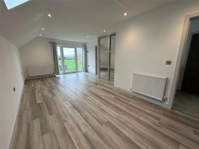 House for rent in High Ham