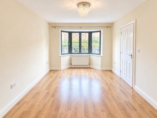 House for rent in Oakridge Park, Milton Keynes