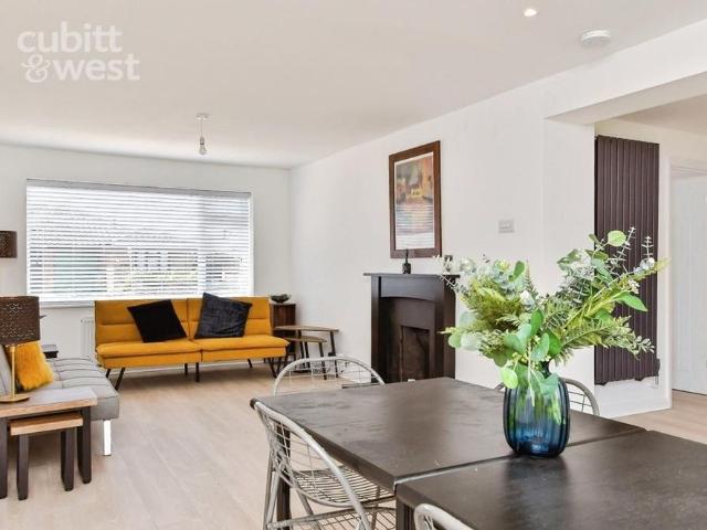 House for rent in Peacehaven, Iford