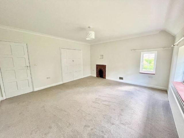 House for rent in Wrecclesham, Fole