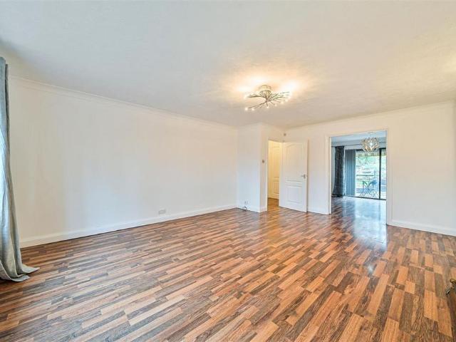 House for rent in Nork, Red Hill