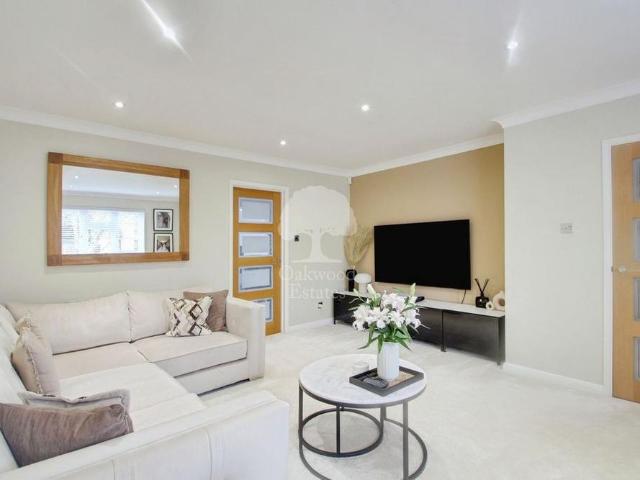 House for rent in Datchet