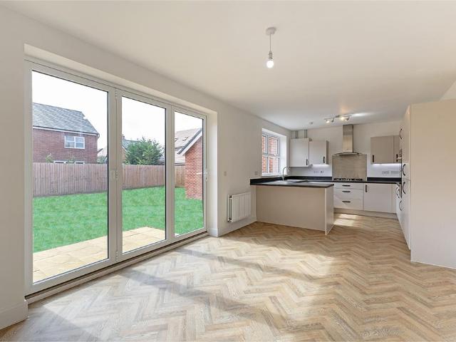 House for rent in Stortford Fields Eastern Neighbourhood, East Hertfordshire