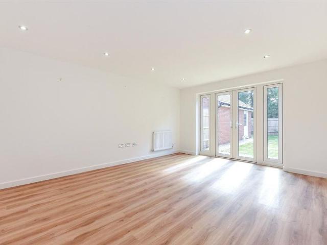 House for rent in Chichester, Littlecote