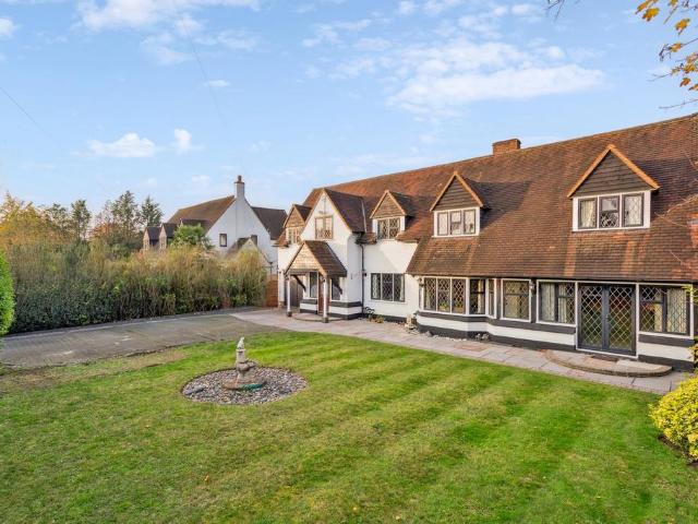 House for rent in Farnham Common, Isle Of Man