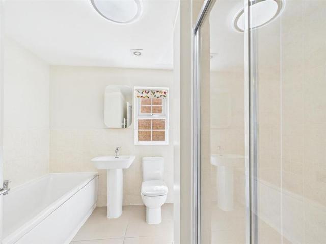 House for rent in Peterborough