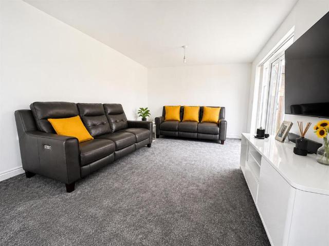 House for rent in Midway, Kent