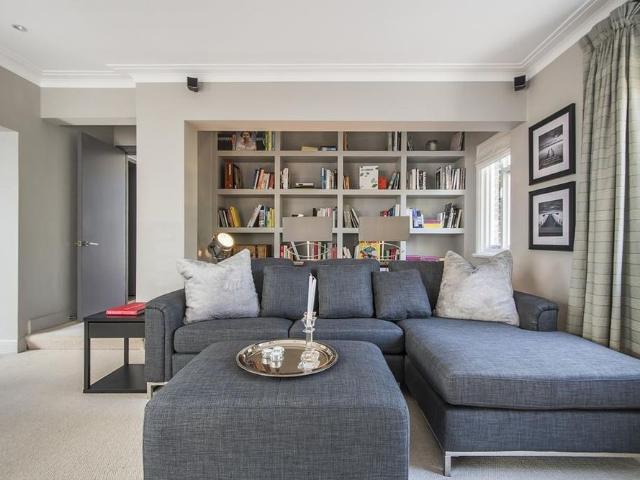 House for rent in West Kensington, Greater London