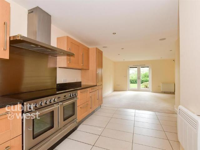 House for rent in Horsham, West Sussex
