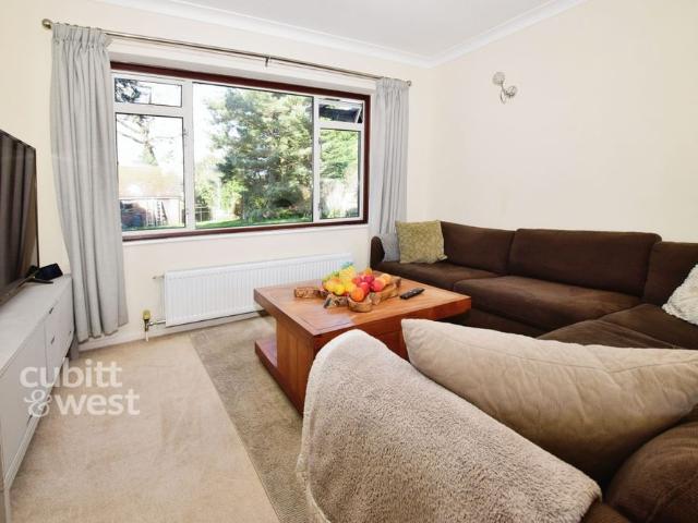 House for rent in Fole, Surrey