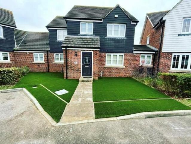 House for rent in Willesborough, Bridgefield