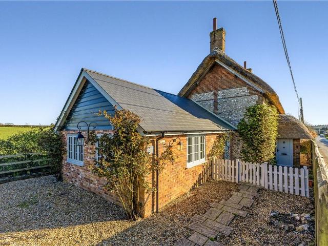 House for rent in Barton Stacey, Hampshire