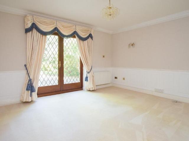 House for rent in Blackhills, Surrey
