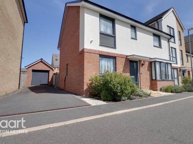 House for rent in Eagle Farm, Wavendon