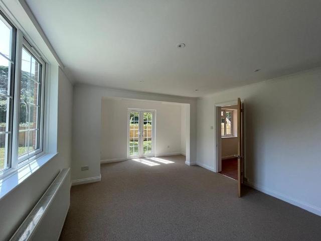 House for rent in St. Nicholas, Hurst, Binfield