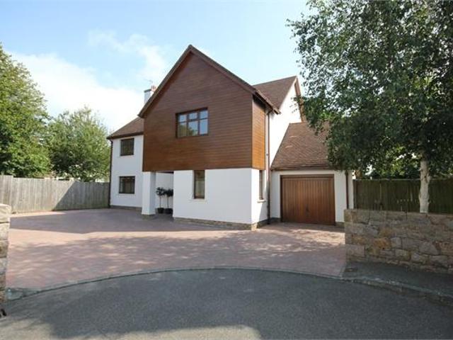 House for rent in St Brelade