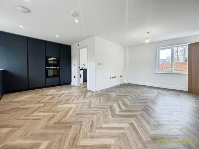 House for rent in Church End, Duton Hill