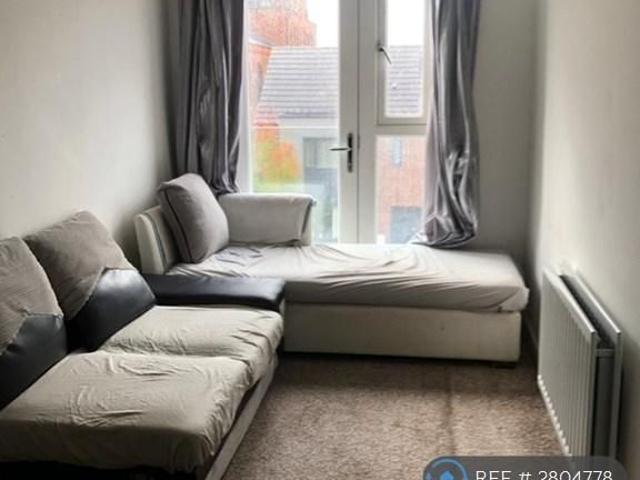 House for rent in Old Trafford, Trafford Park