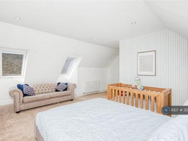 House for rent in Bridgend, Moneydie