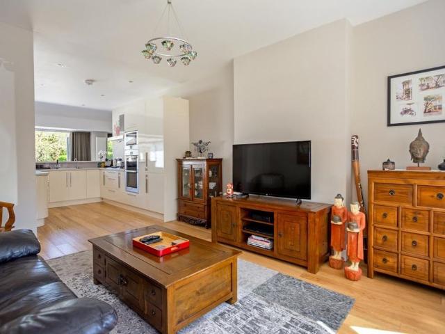 House for rent in Clewer Village, Windsor