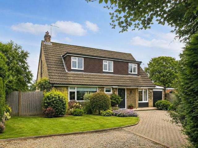 House for rent in Hadley Wood, Greater London